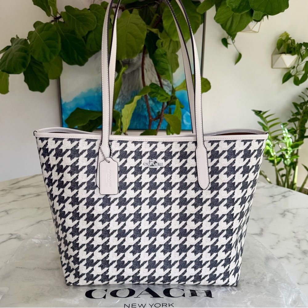 NWT Coach City Tote With Houndstooth Print CJ696 Cream Black Plaid Silver